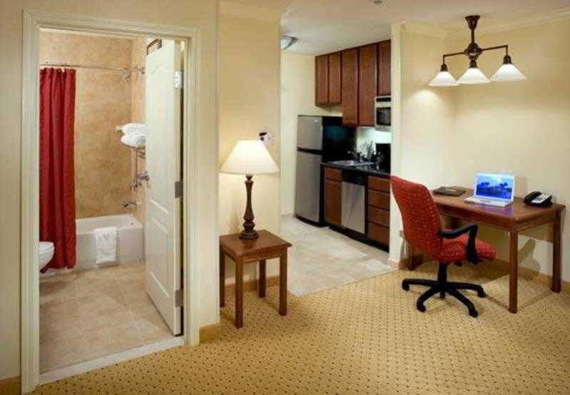 Towneplace Suites By Marriott San Antonio Northwest Екстериор снимка